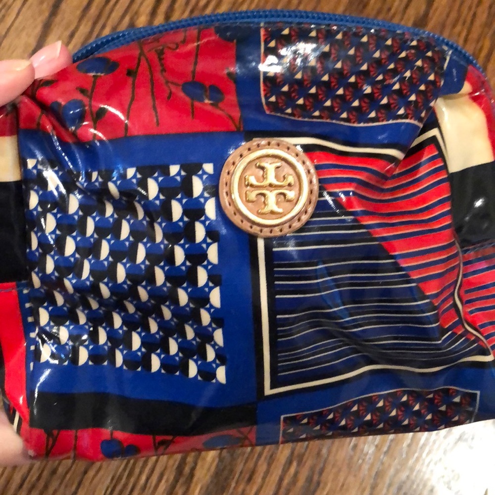 Tory Burch make up bag